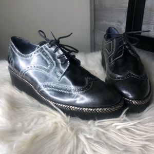 Adequation tie front oxford loafer shoes